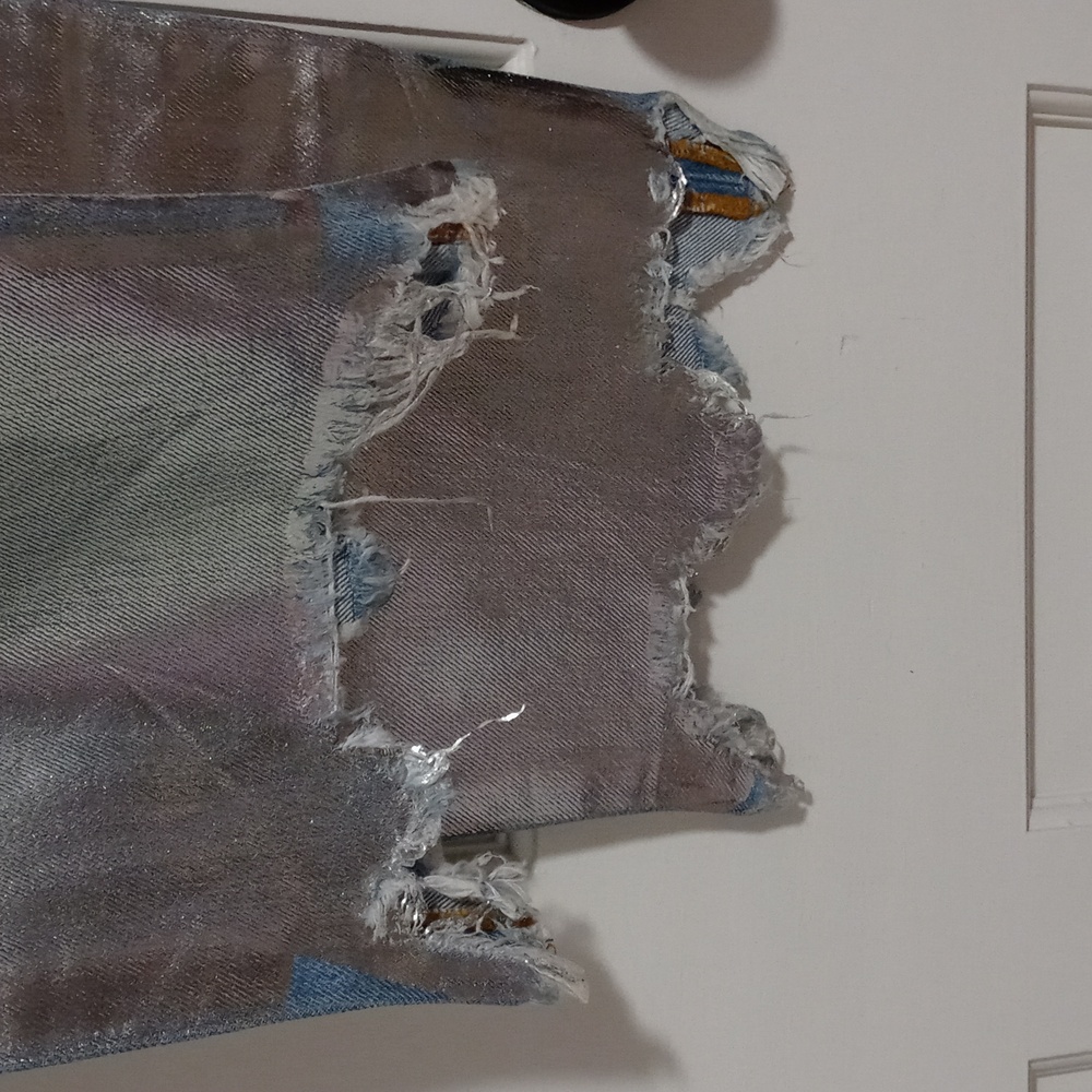 🆕️ 💙Free People💙 - Silver Maggie Foil Jean - Picture 10 of 16